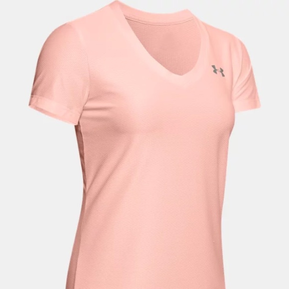Pink Underarmour t-shirt size M